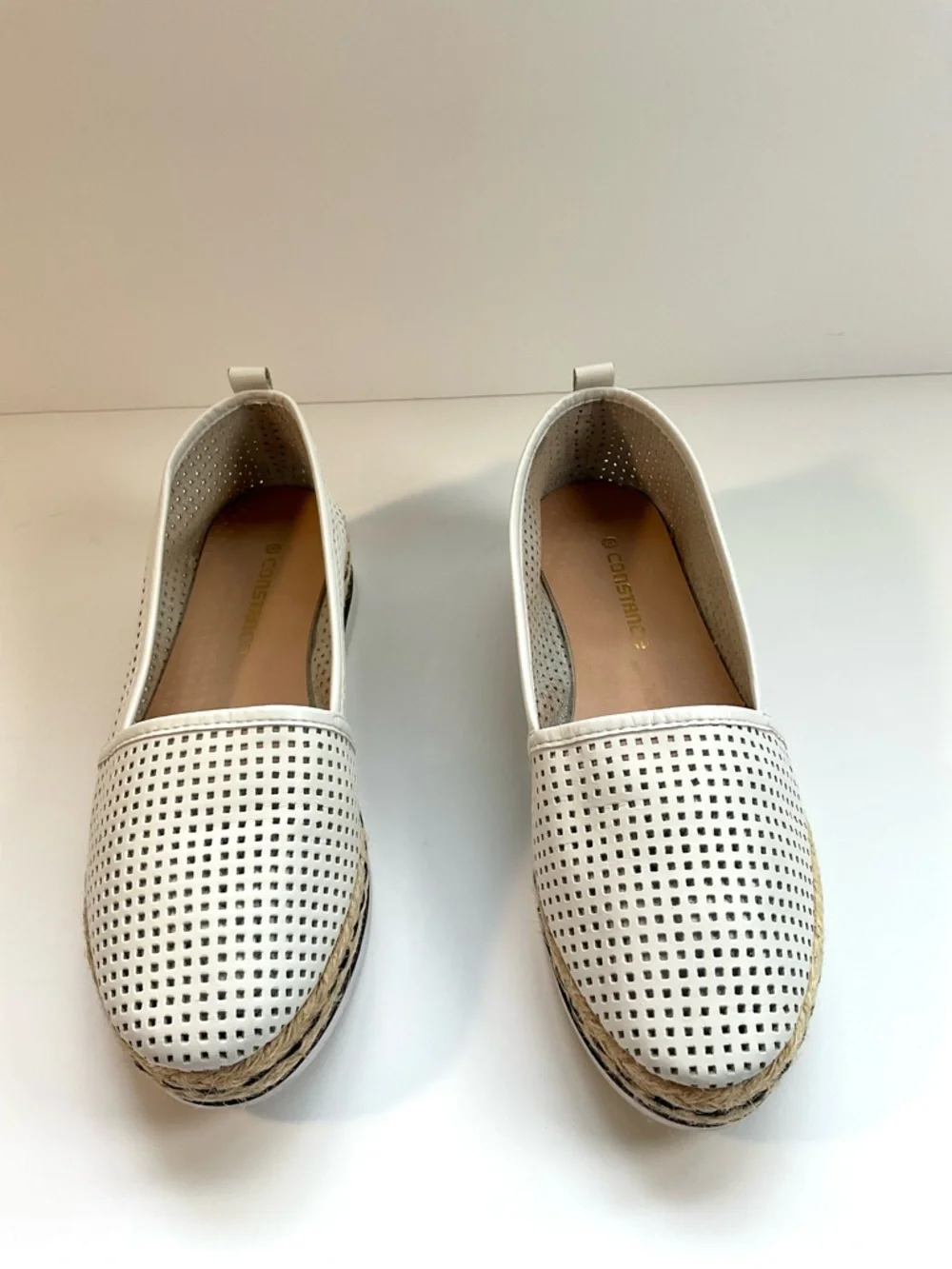 Women’s White Perforated Espadrille Slip On Flats Size 6 Lightweight Comfort
